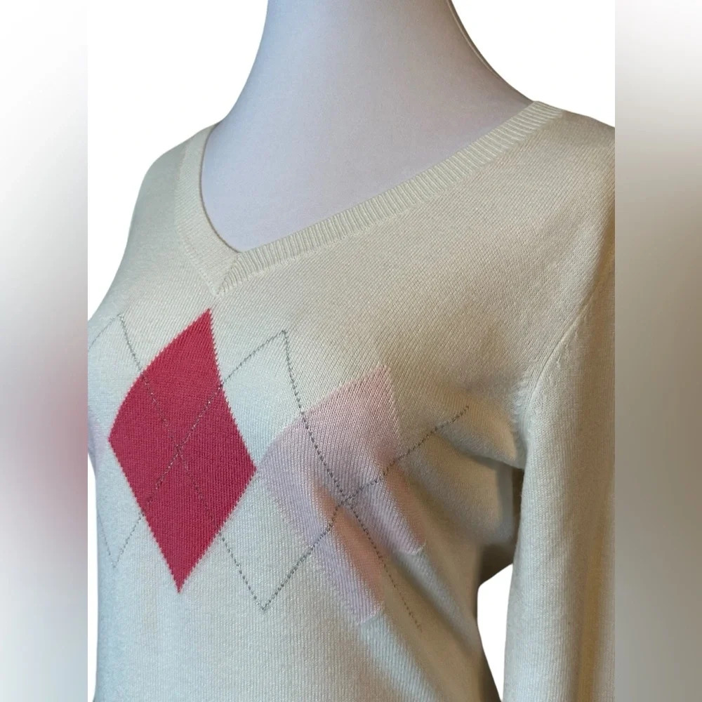 New York & Company Ivory & Pink Lightweight V-neck Argyle Sweater - Picture 3 of 5